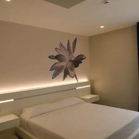 Demsi Palace & Restaurant 4*