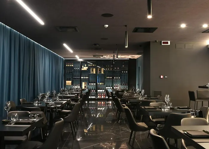 Demsi Palace & Restaurant Hotel