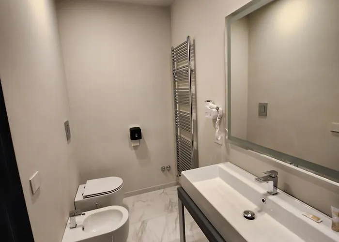 Demsi Palace & Restaurant Hotel