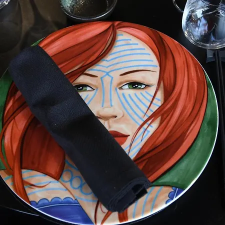 Demsi Palace & Restaurant 4*