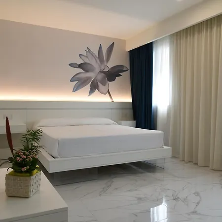 מלון Demsi Palace & Restaurant